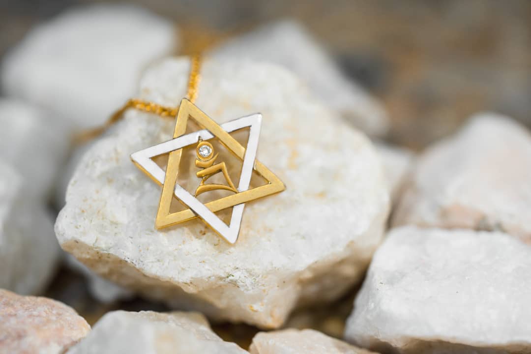 star-pendant